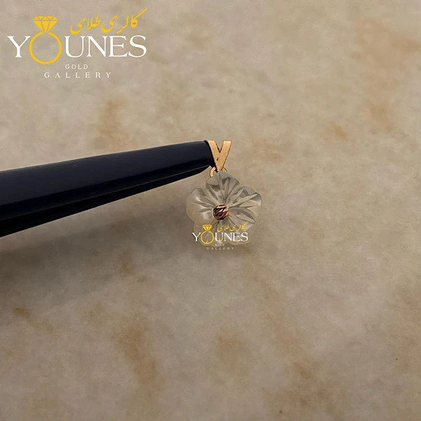 آویز سواروسکی گل بابونه طلا